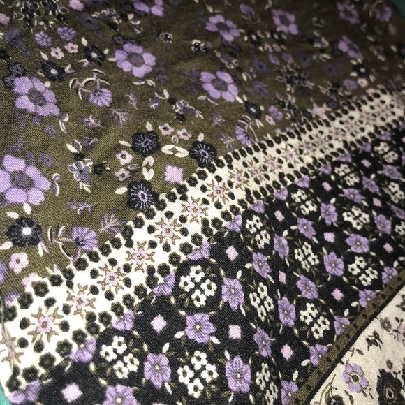 Flower Print Green Purple and White crop top - Picture 2 of 5